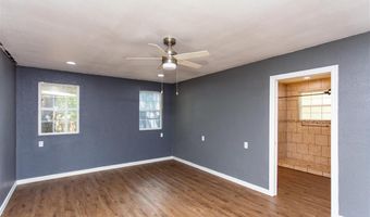 427 W COLLEGE St, Burkburnett, TX 76354