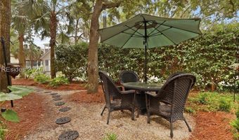 125 Bartram Dr, Beaufort, SC 29902