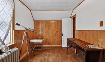 87 School St, Ahmeek, MI 49901