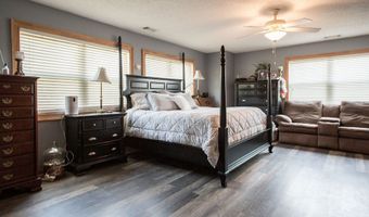 928 McBride St Ext, Ailey, GA 30410