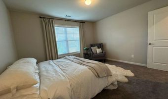 126 Auburn Crossing Dr, Auburn, GA 30011