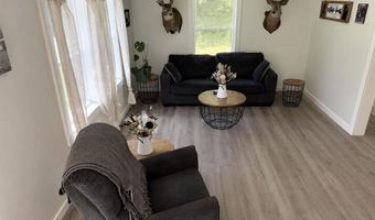 780 Oakland Rd, Belgrade, ME 04917