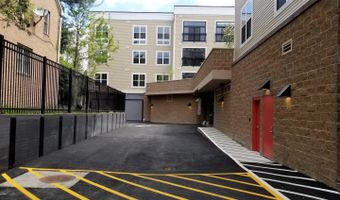 989 S BUCHANAN St 411, Arlington, VA 22204