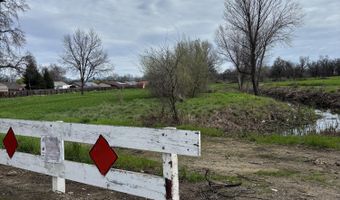 Gateway Dr, Anderson, CA 96007