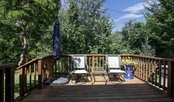 1614 STANTON Cir, Appleton, WI 54915