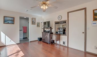 19600 S SOUTH END Rd, Oregon City, OR 97045