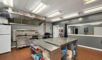 8 Eastern Ave, Barrington, NH 03825