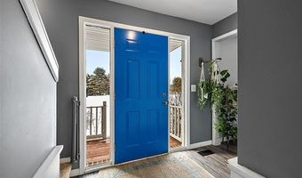 3373 Glover Rd, Almont, MI 48003