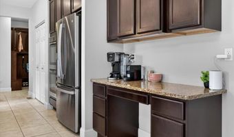 688 Stoney Creek Ln, Ballwin, MO 63021