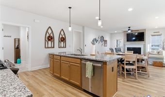 124 Axton Ln, Ashland, VA 23005