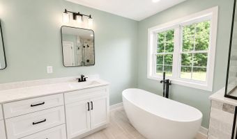 31 PREAKNESS Dr, Berlin, MD 21811