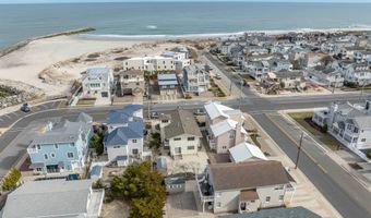 25 W 9th St, Avalon, NJ 08202