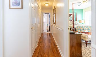 19230 Sterling Dr, Abingdon, VA 24211