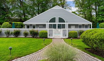 44 Hale Ln, Darien, CT 06820