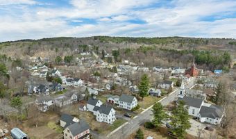19 Church St, Alton, NH 03809