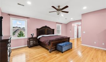 14 Longbrook Dr, Cumberland, RI 02864