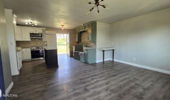208 Riggs St, Athens, TN 37303