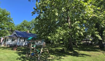 414 3rd St, Anderson, MO 64831