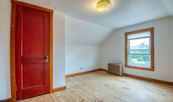 466 Hillside Ave, Berlin, NH 03570