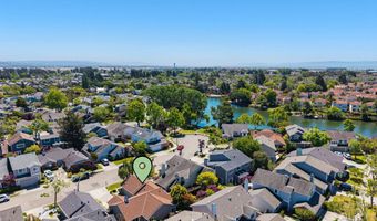 39 Crane Ct, Alameda, CA 94502