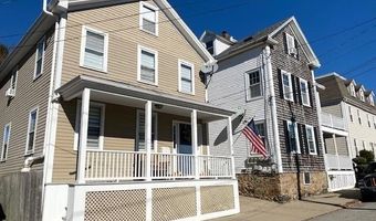 14 Lee Ave, Newport, RI 02840