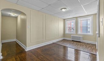 2 S Hartford Ave, Atlantic City, NJ 08401