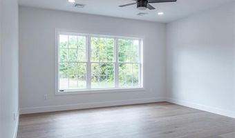 956 N Barnstead Rd, Barnstead, NH 03225