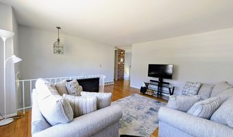 55 Sleepy Hollow Dr, Danbury, CT 06810