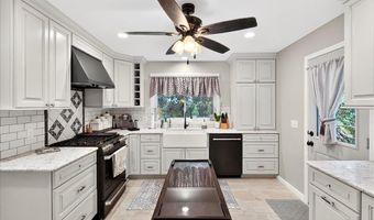 316 Portwind Pl, Ballwin, MO 63021