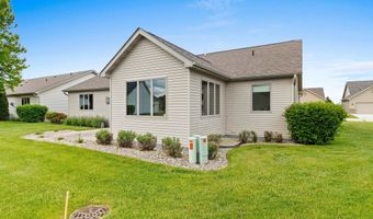 52 PENBROOK Cir 47, Appleton, WI 54911