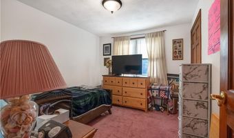 15 Driftwood Dr, Coventry, RI 02816