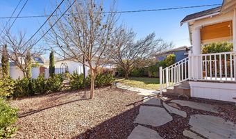 412 11th St NW, Albuquerque, NM 87102