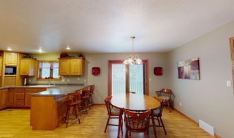 235 W Walnut St, Albion, NE 68620