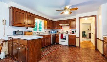 44 Smoke Ridge Dr, North Kingstown, RI 02852