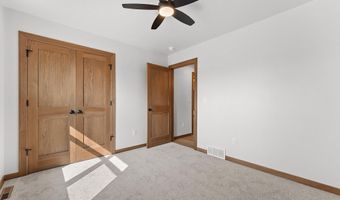 413 CARRIE LYNN Ave, Algoma, WI 54201