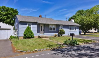 68 Elm St, Beachwood, NJ 08722