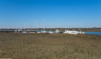 1 Marsh Harbor Dr A, Beaufort, SC 29907