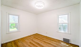 6027 Kim Ave, Allen Park, MI 48101