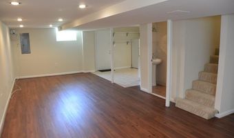 3720 TERRACE Dr, Annandale, VA 22003