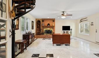 5512 DUNSMORE Rd, Alexandria, VA 22315