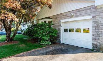 64 Amherst Rd, Cranston, RI 02920