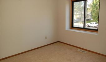 1410 Cleveland St, Anoka, MN 55303