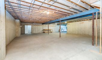 771 E Hickory Ave, Addison, IL 60101