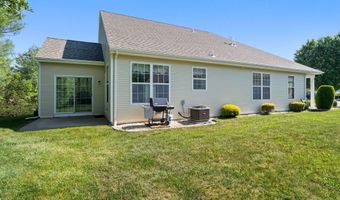 8 Spout Ter, Barnegat, NJ 08005