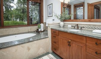 320 Hummingbird A101, Avon, CO 81620