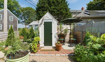 129 Cedar Ave, East Providence, RI 02915