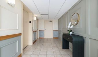 306 America, Newport, RI 02840