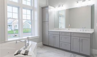 02 Crosswinds Dr, Charlestown, RI 02813