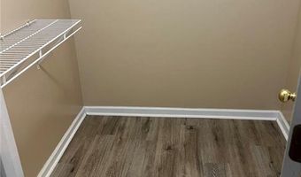 1406 Flanagan Mill Dr, Auburn, GA 30011