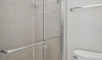 6610 HUNTER CREEK Ln, Alexandria, VA 22315